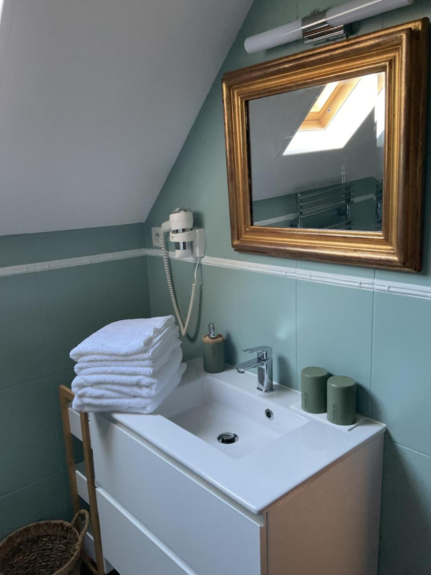 Manoir De La Croix-Sonnet Bed & Breakfast Trouville-sur-Mer Eksteriør bilde