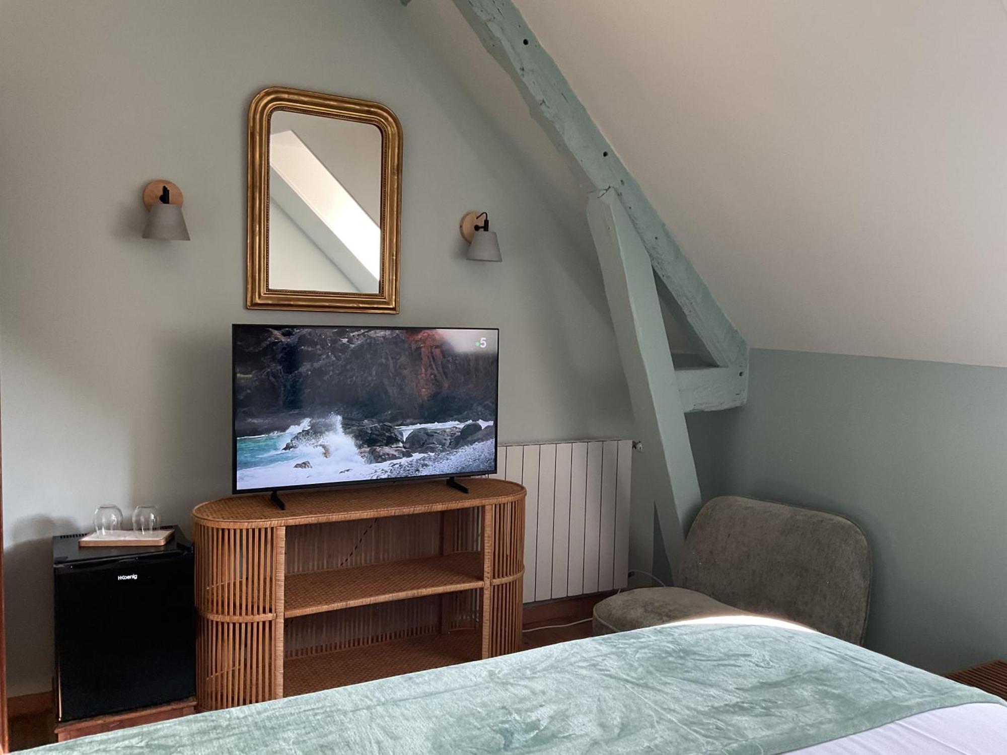 Manoir De La Croix-Sonnet Bed & Breakfast Trouville-sur-Mer Rom bilde